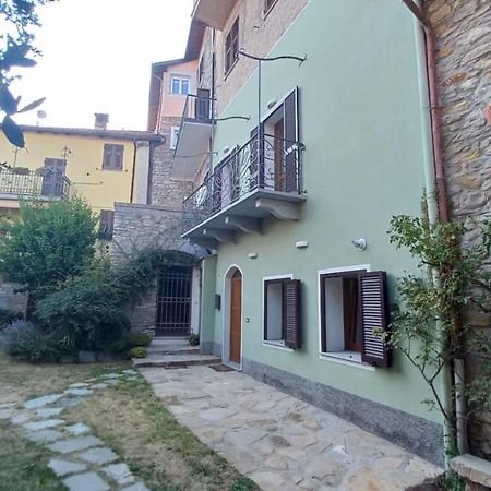 La Maison Du Chateau Cremolino Bagian luar foto